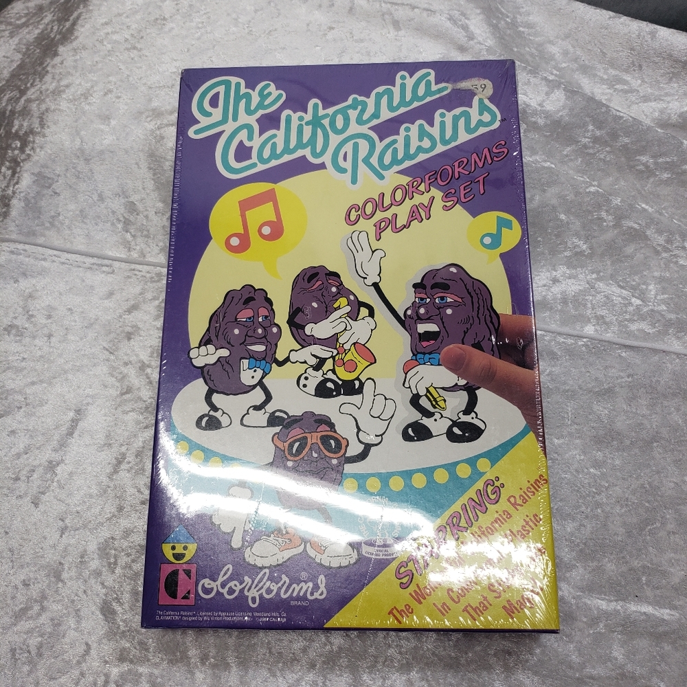 Vintage 1987 Colorforms Set The California Raisens NWT